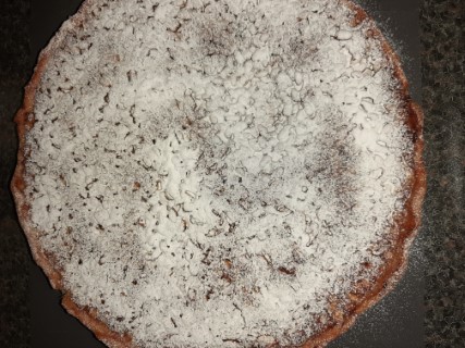 Pijnboompit - honing taart